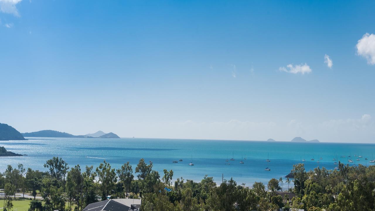 Apartamento Getaway Ocean Views Cannonvale Exterior foto