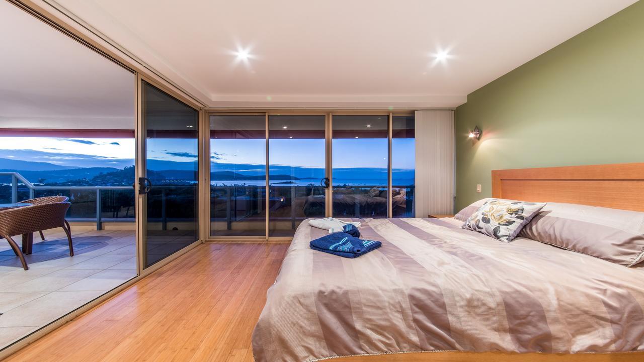 Apartamento Getaway Ocean Views Cannonvale Exterior foto